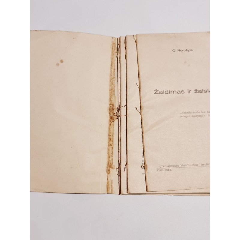 Žaidimas ir žaislas  O. Norušytė 1937 m