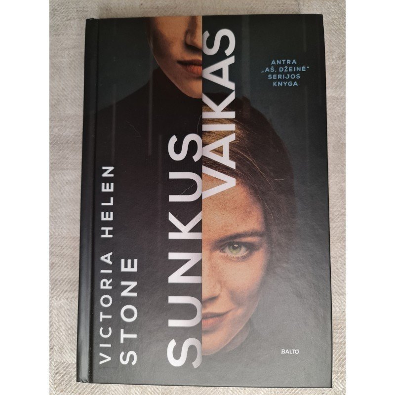 Sunkus Vaikas  Victoria Helen Stone